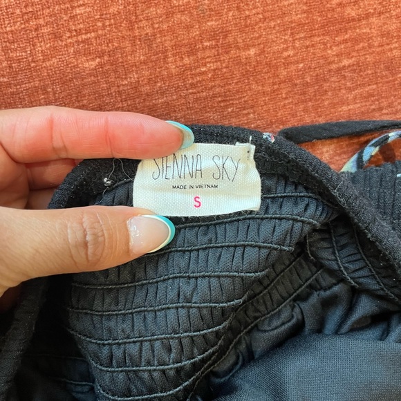 Sienna sky Black Jumpsuit. - Picture 8 of 9